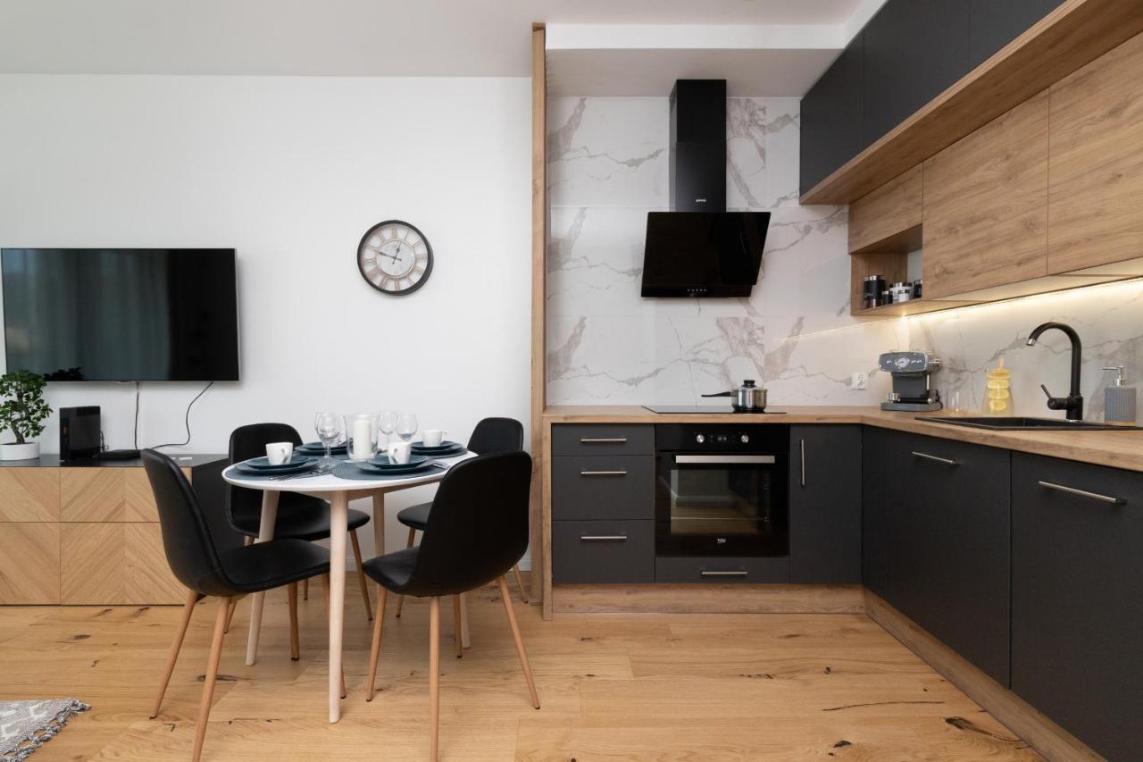 Apartament Vespa Beach Nearby By Noclegi Renters Gdynia Exterior photo